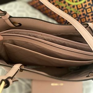 Light pink Michael Kors purse with matching wallet